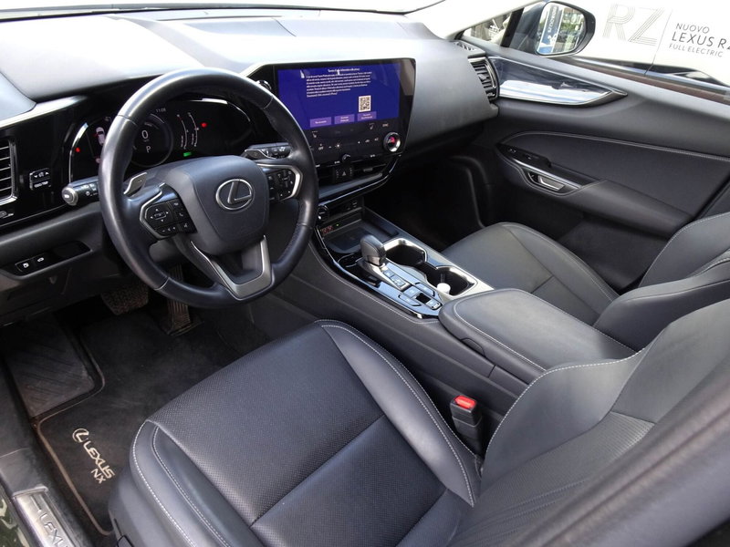 Lexus NX usata a Venezia (9)