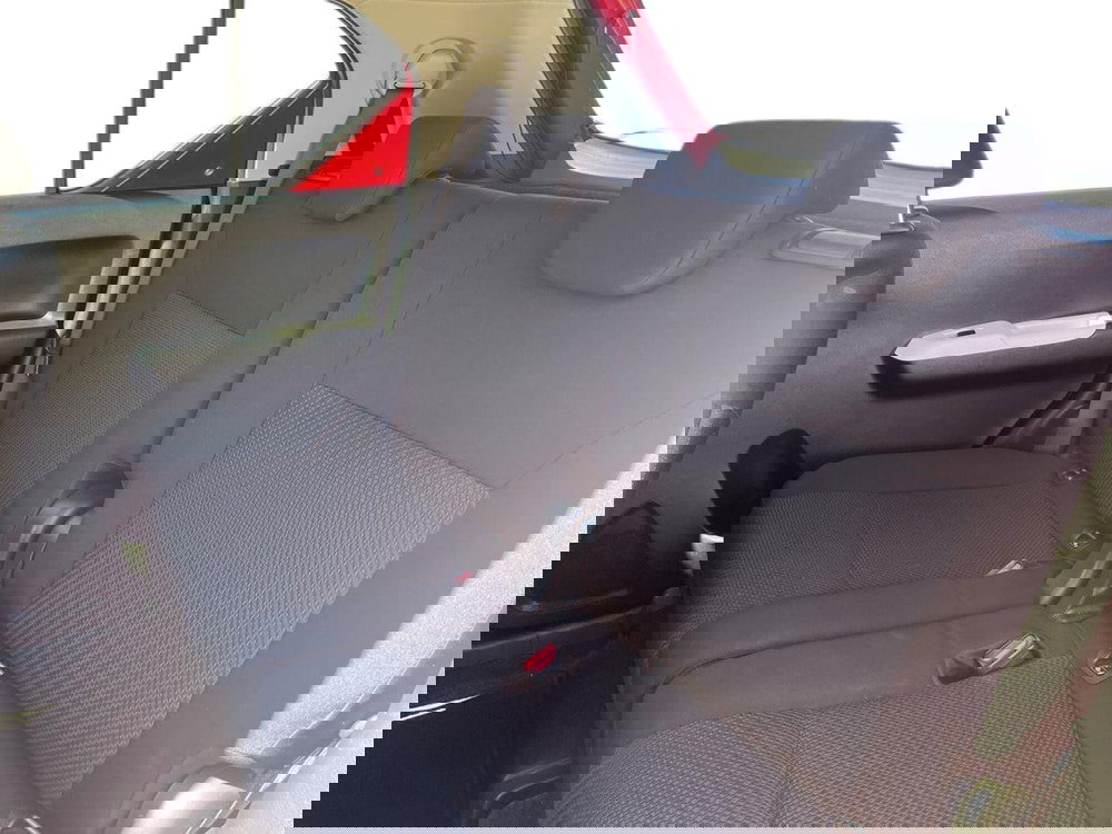 Suzuki Ignis usata a Ragusa (10)