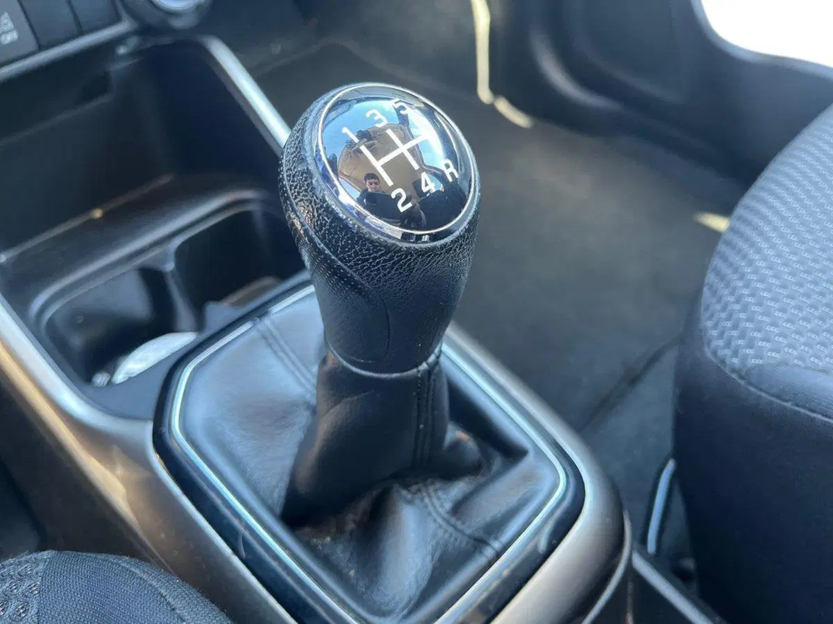 Suzuki Ignis usata a Ragusa (12)