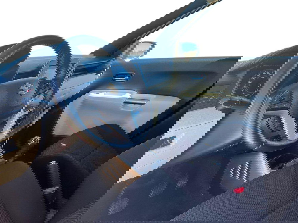Suzuki Ignis usata a Ragusa (6)