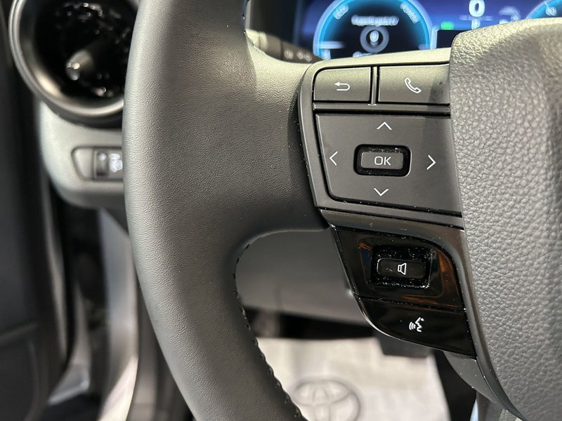 Toyota Toyota C-HR usata a Milano (17)