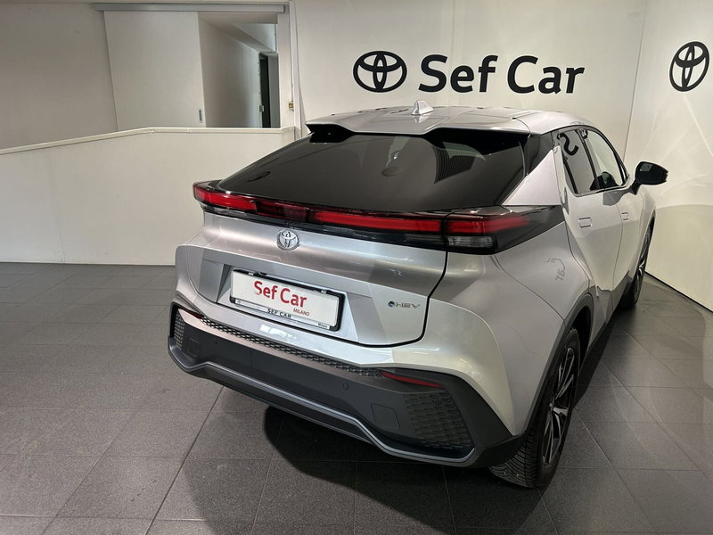 Toyota Toyota C-HR usata a Milano (4)