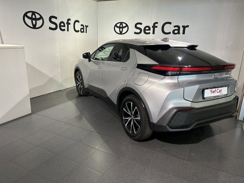 Toyota Toyota C-HR usata a Milano (5)