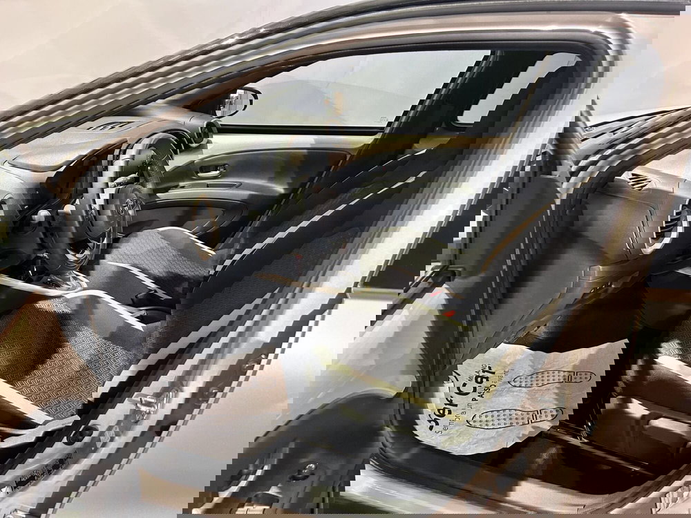 Toyota Aygo X usata a Milano (12)