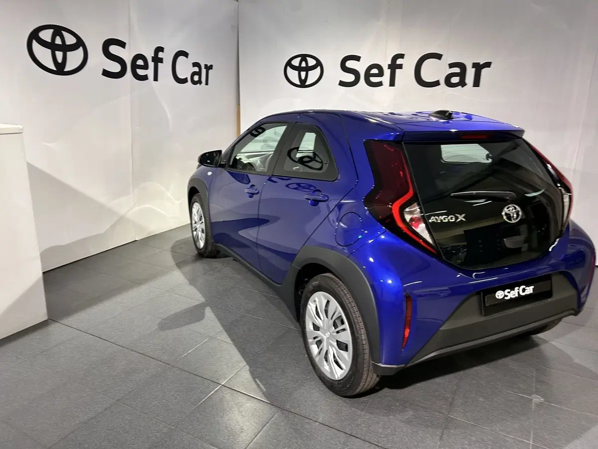Toyota Aygo X usata a Milano (5)
