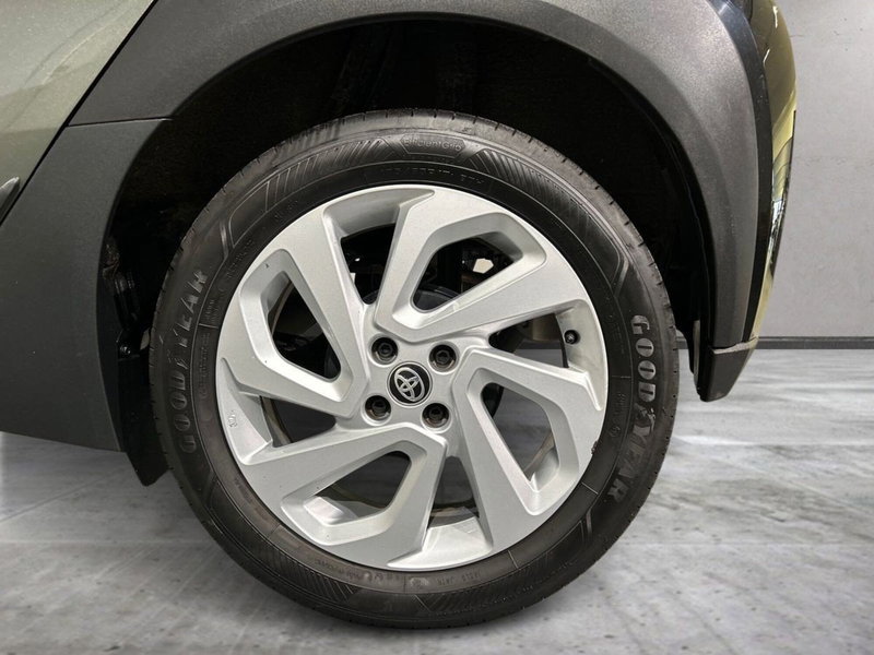 Toyota Aygo X usata a Milano (8)