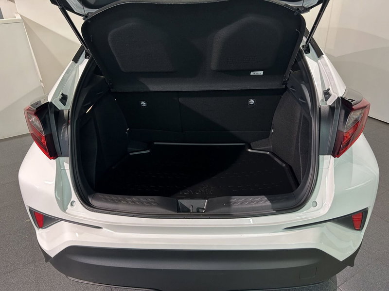 Toyota Toyota C-HR usata a Milano (10)