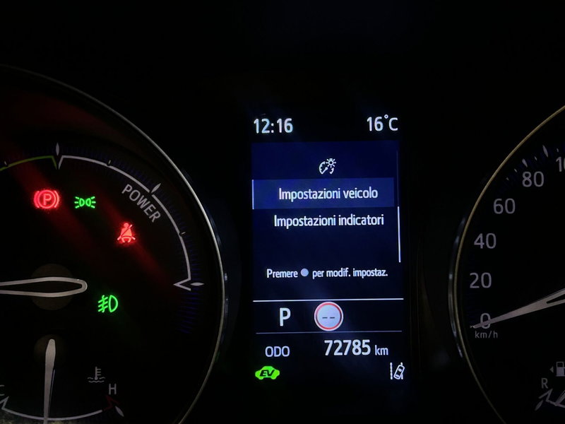 Toyota Toyota C-HR usata a Milano (13)