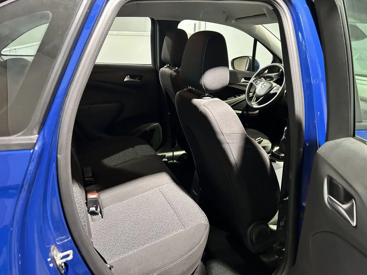 Opel Crossland X usata a Milano (13)
