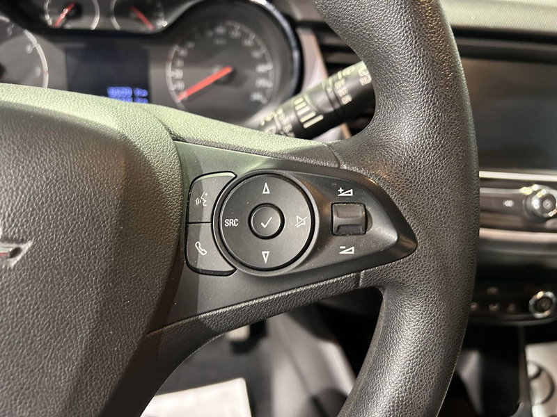 Opel Crossland X usata a Milano (16)