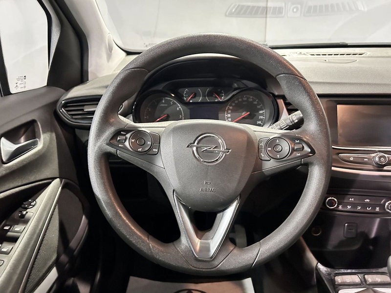 Opel Crossland X usata a Milano (8)