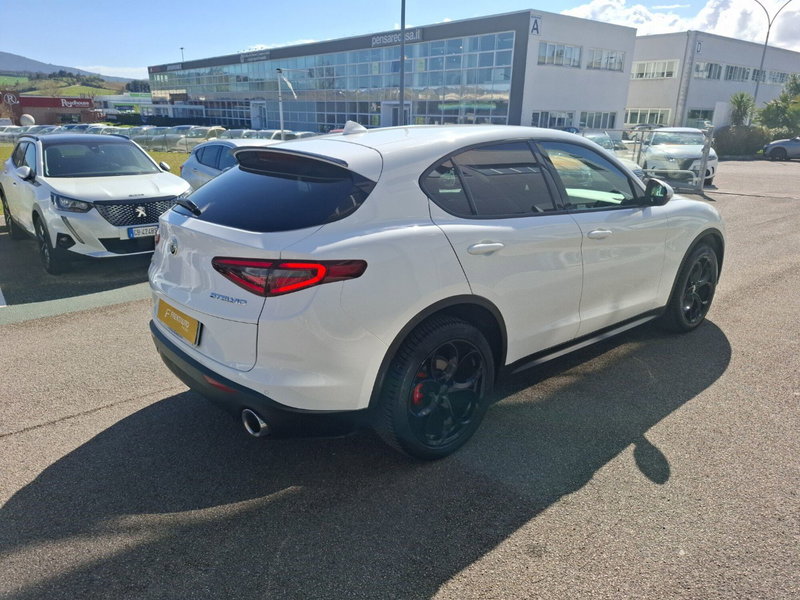 Alfa Romeo Stelvio usata a Ancona (5)