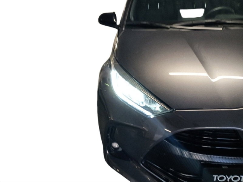 Toyota Yaris usata a Milano (9)