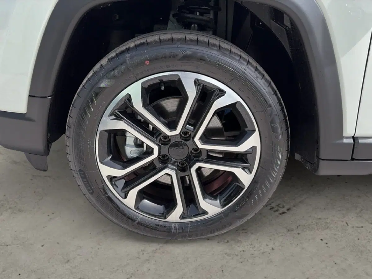 Jeep Compass nuova a Campobasso (14)