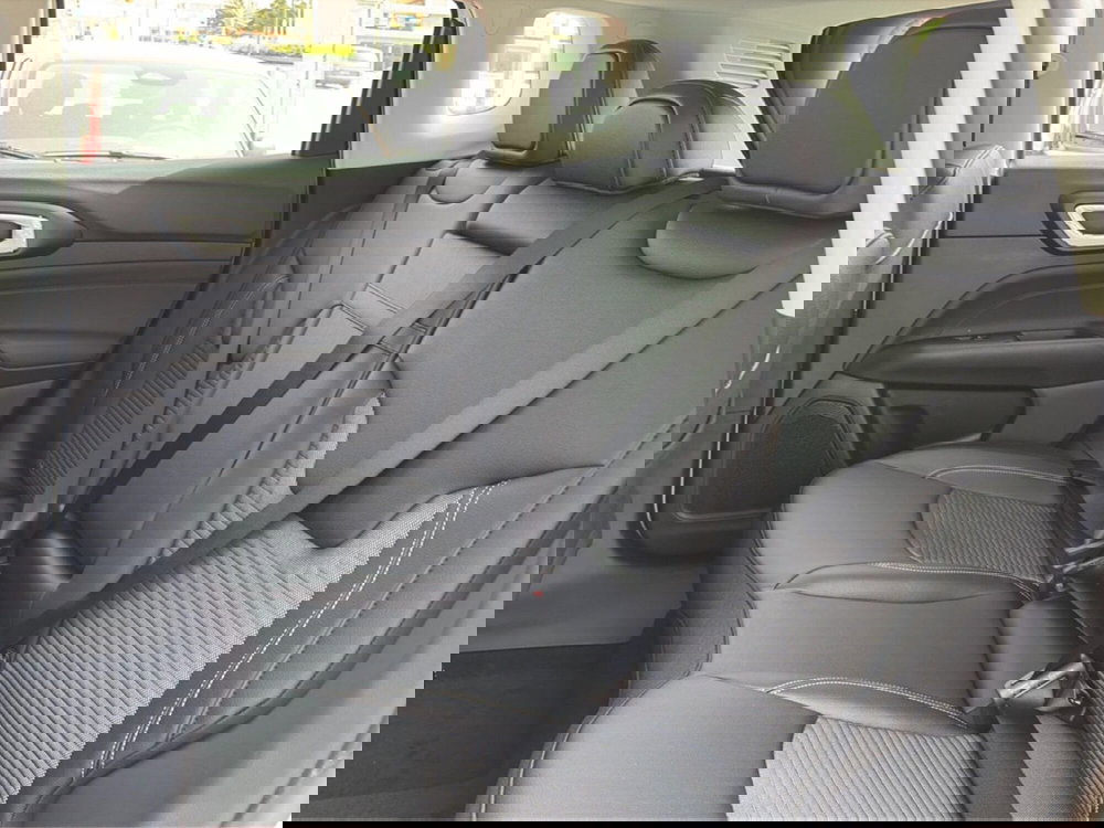 Jeep Compass nuova a Campobasso (17)