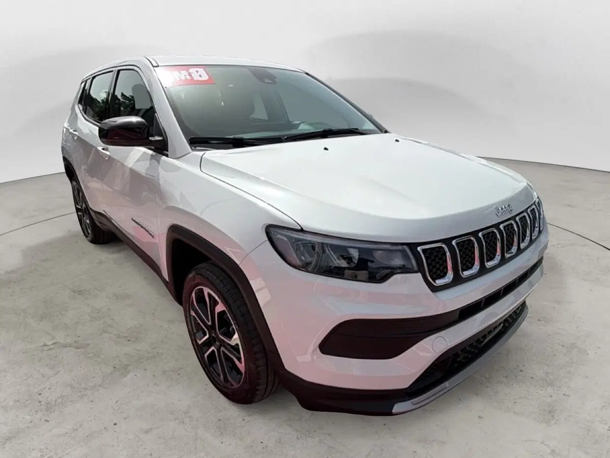 Jeep Compass nuova a Campobasso (8)