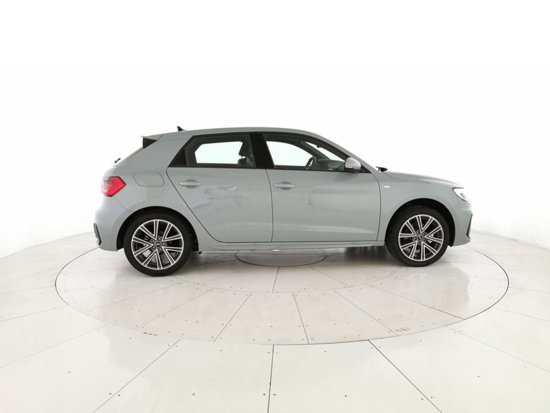 Audi A1 Sportback nuova a Chieti (4)