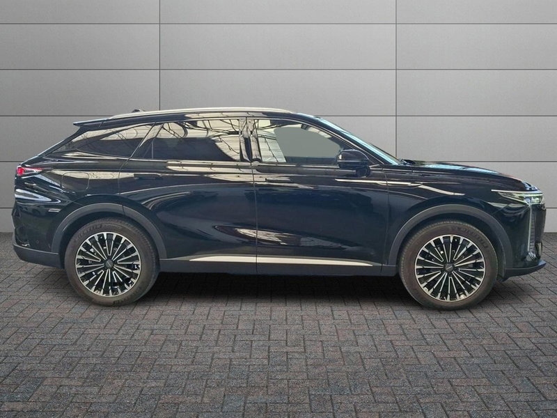 Omoda Omoda 9 SHS-P usata a Roma (14)