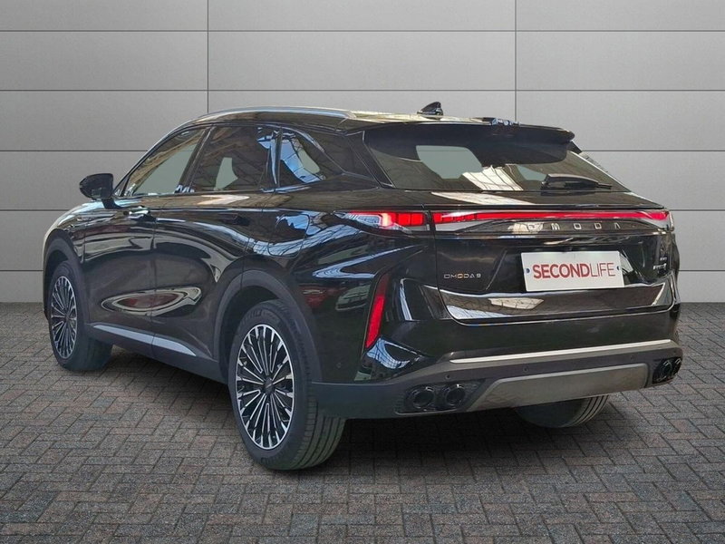 Omoda Omoda 9 SHS-P usata a Roma (16)