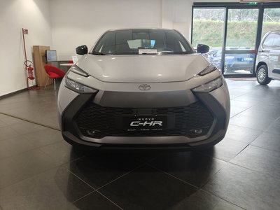 Toyota Toyota C-HR 2.0 phev Active fwd e-cvt nuova a Frosinone