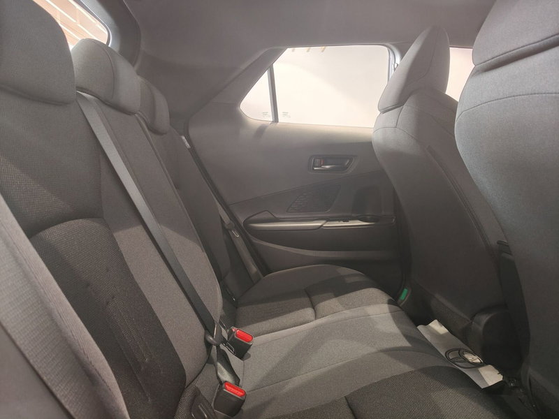 Toyota Toyota C-HR nuova a Frosinone (12)