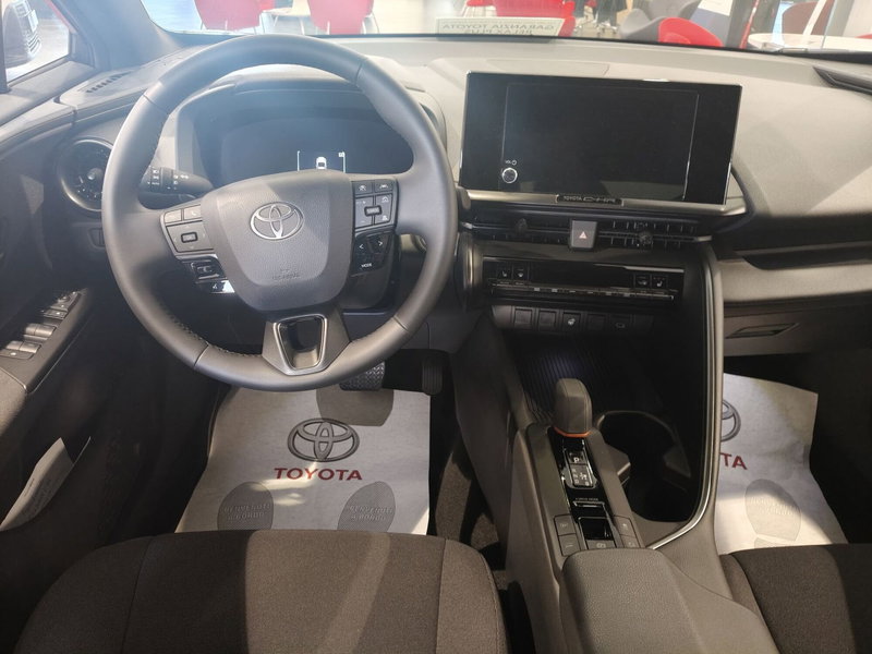 Toyota Toyota C-HR nuova a Frosinone (6)