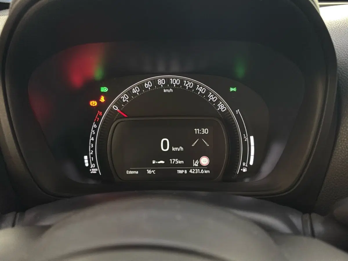 Toyota Aygo X usata a Forlì-Cesena (10)
