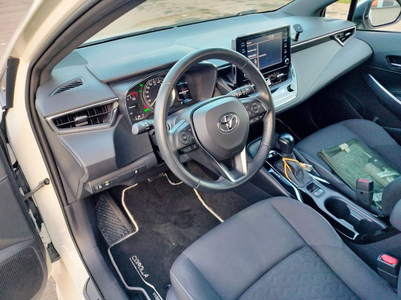 Toyota Corolla Touring Sports usata a Modena (10)