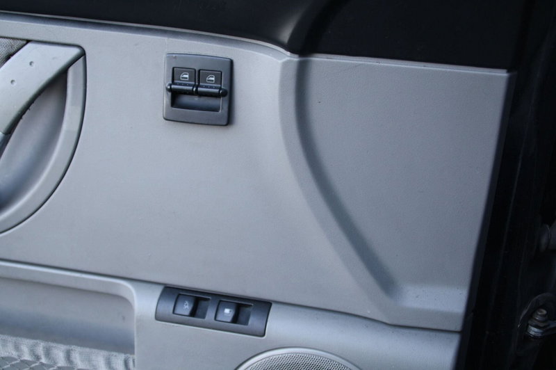 Volkswagen New Beetle usata a Pordenone (11)