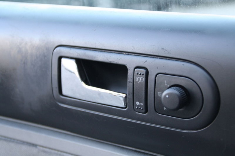 Volkswagen New Beetle usata a Pordenone (13)