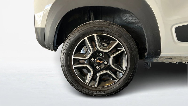 Dacia Spring usata a Catania (16)