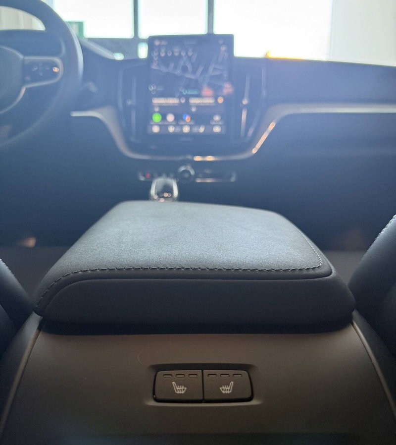 Volvo XC60 usata a Parma (16)