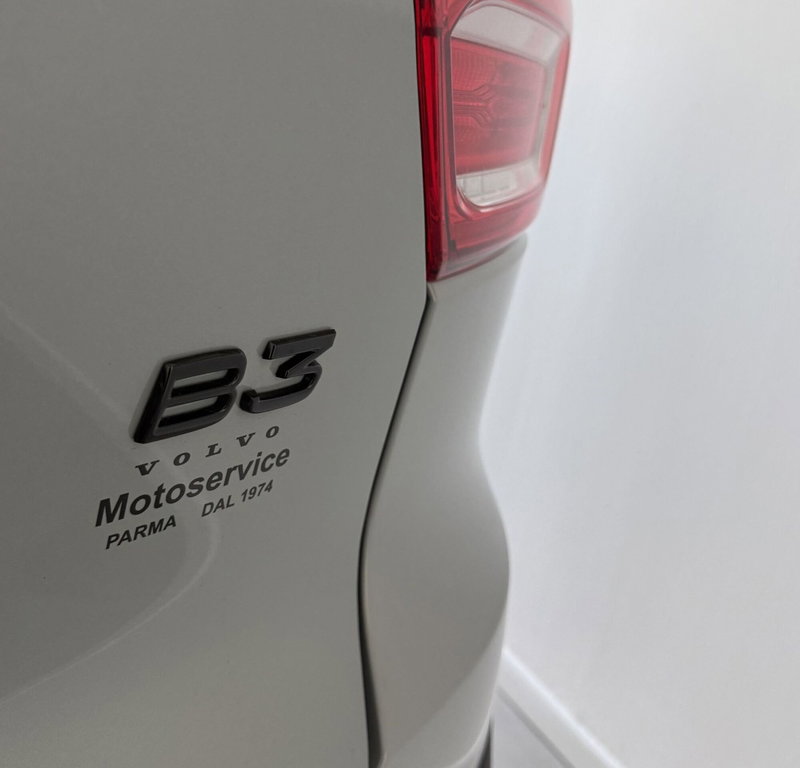 Volvo XC40 usata a Parma (15)