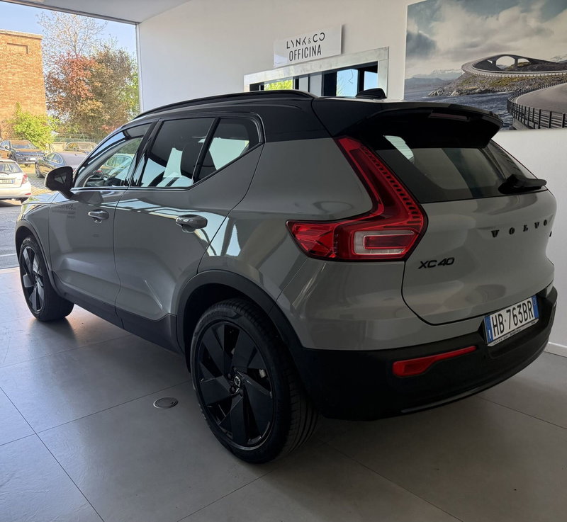 Volvo XC40 usata a Parma (7)