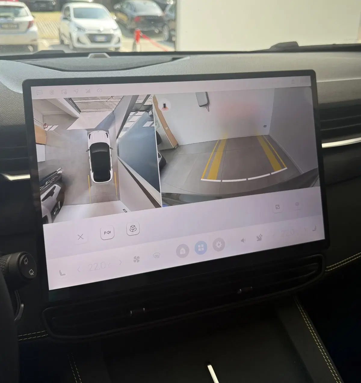 Lynk & Co 01 usata a Parma (10)