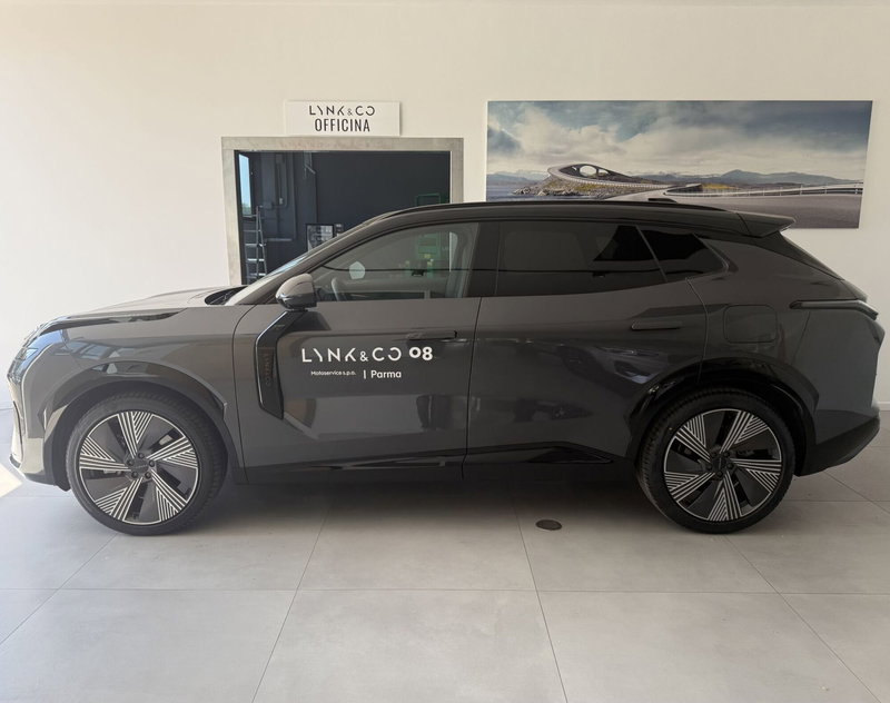 Lynk & Co 08 usata a Parma (7)