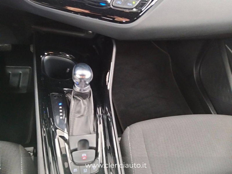 Toyota Toyota C-HR usata a Como (19)