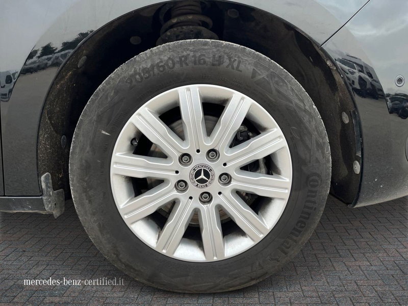 Mercedes-Benz Classe B usata a Bari (17)