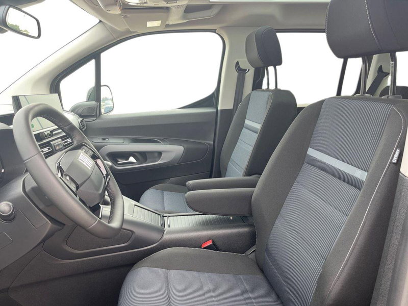 Fiat Doblò nuova a Bari (7)