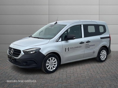 Mercedes-Benz Citan Tourer Long 112 cdi del 2026 usata a Bari