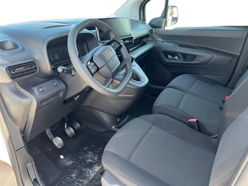 Fiat Doblò Furgone nuova a Bari (10)