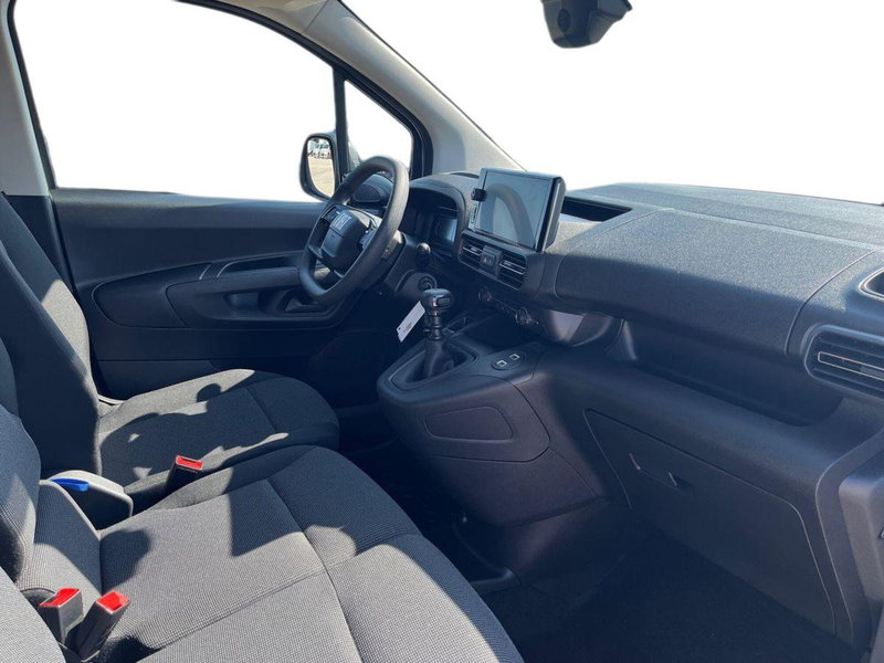 Fiat Doblò Furgone nuova a Bari (9)