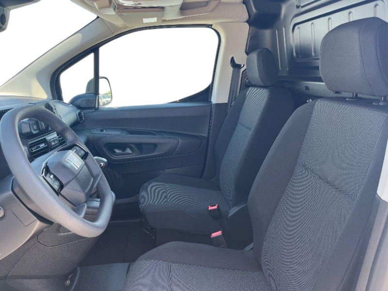 Fiat Doblò Furgone nuova a Bari (7)