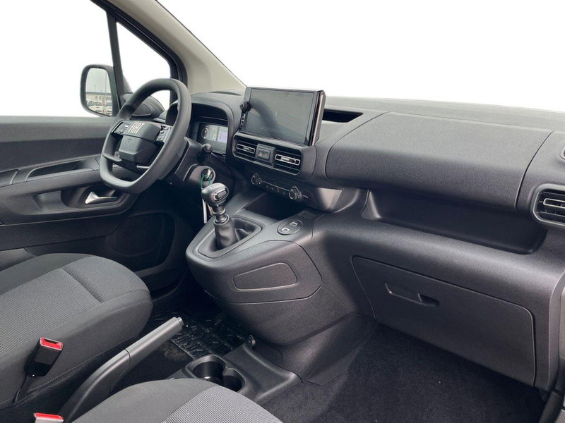 Fiat Doblò Furgone nuova a Bari (9)