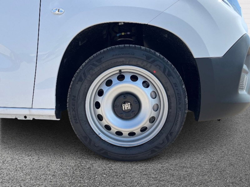 Fiat Doblò Furgone nuova a Bari (6)