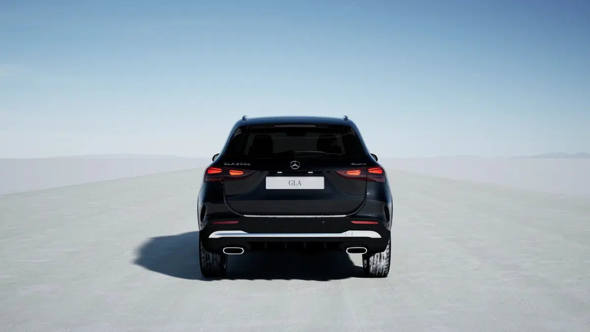 Mercedes-Benz GLA SUV nuova a Pescara (5)