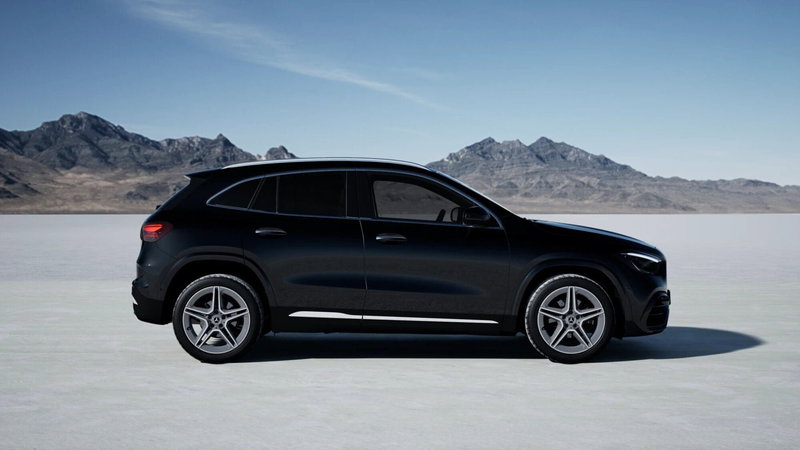 Mercedes-Benz GLA SUV nuova a Pescara (4)