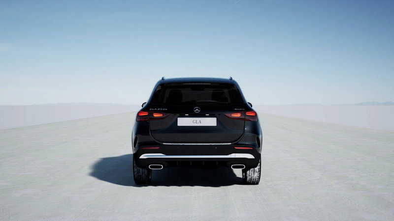 Mercedes-Benz GLA SUV nuova a Pescara (5)
