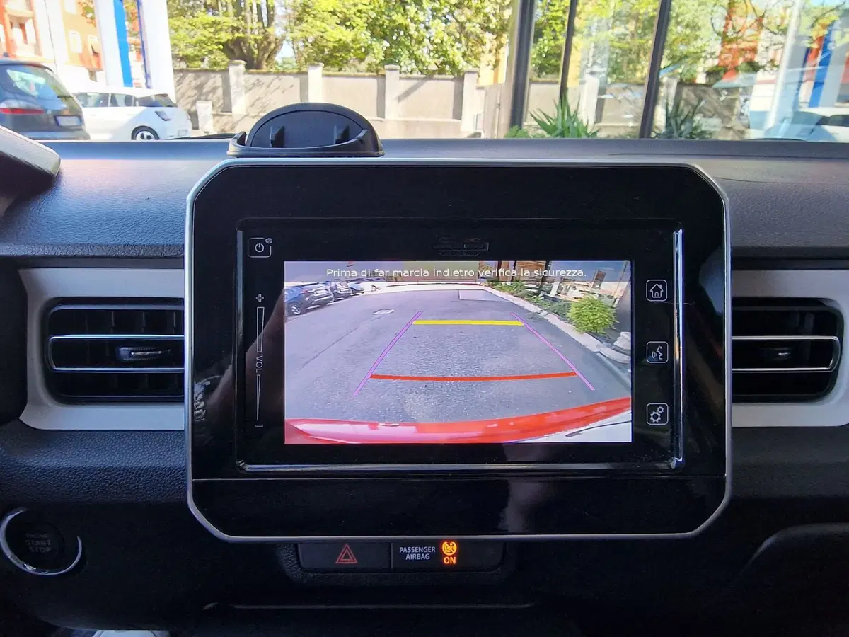 Suzuki Ignis usata a Milano (12)