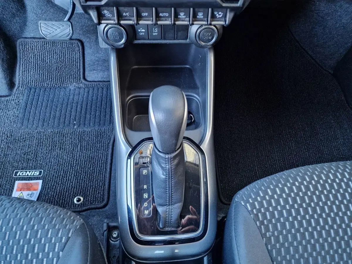 Suzuki Ignis usata a Milano (13)